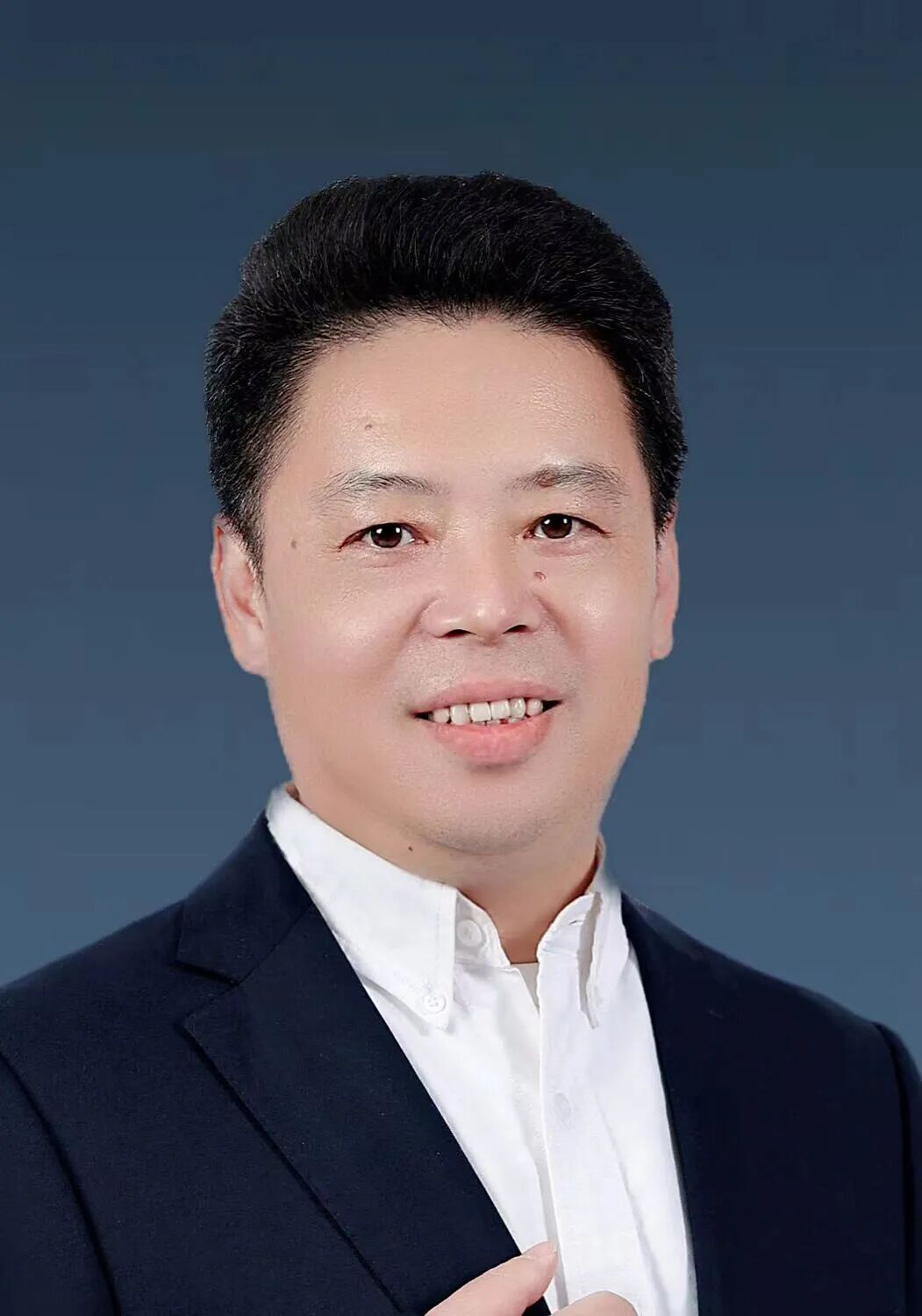 出版译著60余部他是教授徐彬