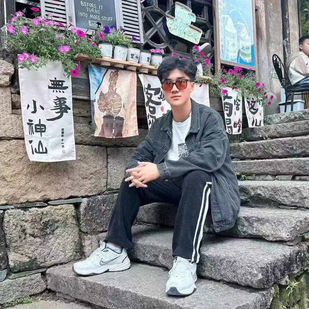 旅游.jpg