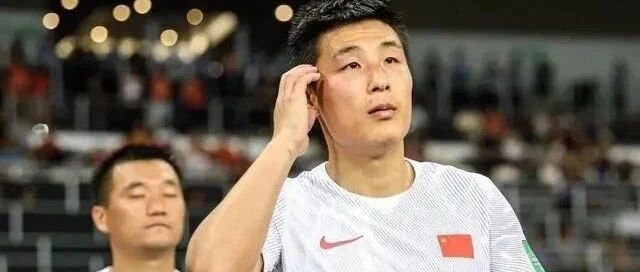 国足大胜关岛仍暴露不足，两人入选国足呼声高，国足也需要传统