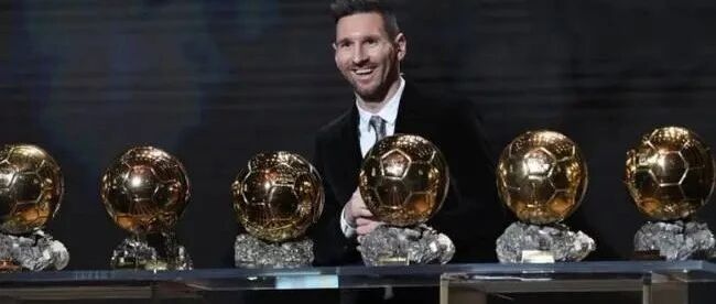 梅西和巅峰巴萨，是相互成就的，梅西是足坛史上最佳球员之一