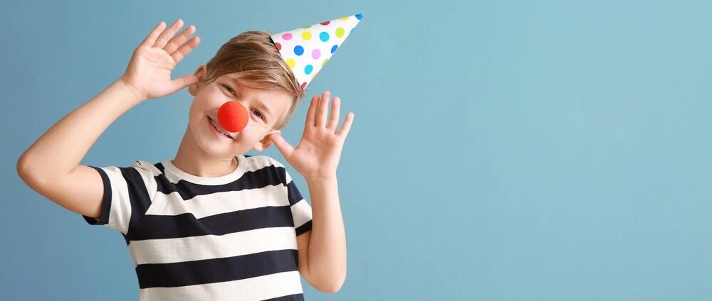 为什么我家孩子总爱挤眼、皱眉、做鬼脸？