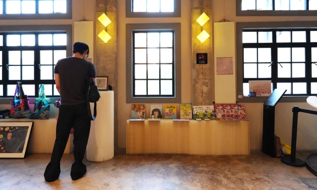 【报道·文艺报】专家观点 |  金江波 ：以现代视角重新看见插画