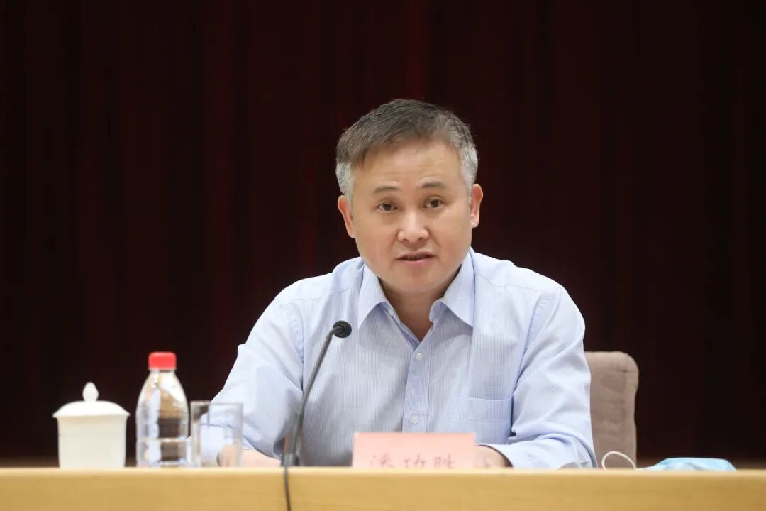 潘功胜副行长在金融支持稳企业保就业新闻发布会上答问要点(图1)