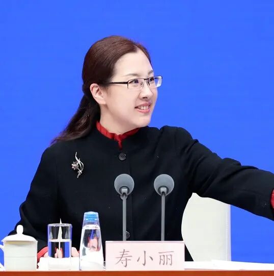 国新办举行贯彻落实中央经济工作会议部署、金融服务实体经济高质量发展新闻发布会