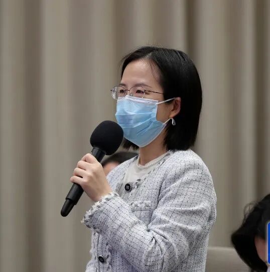 国新办举行贯彻落实中央经济工作会议部署、金融服务实体经济高质量发展新闻发布会