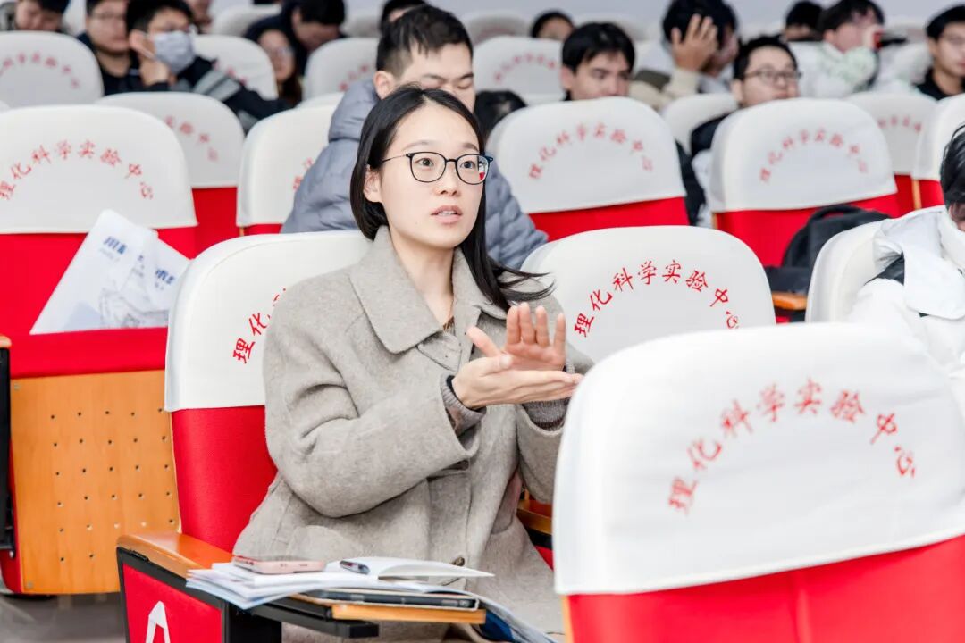 有問(wèn)必答，上機實(shí)操！國儀電鏡高階培訓班順利舉行