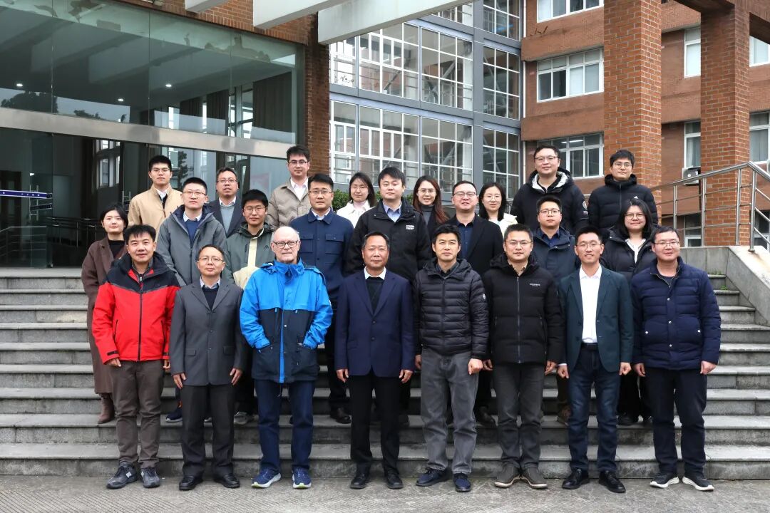 國儀量子全球第200臺EPR交付寧波大學(xué)！自由基與順磁性物質(zhì)研討會(huì )成功舉辦