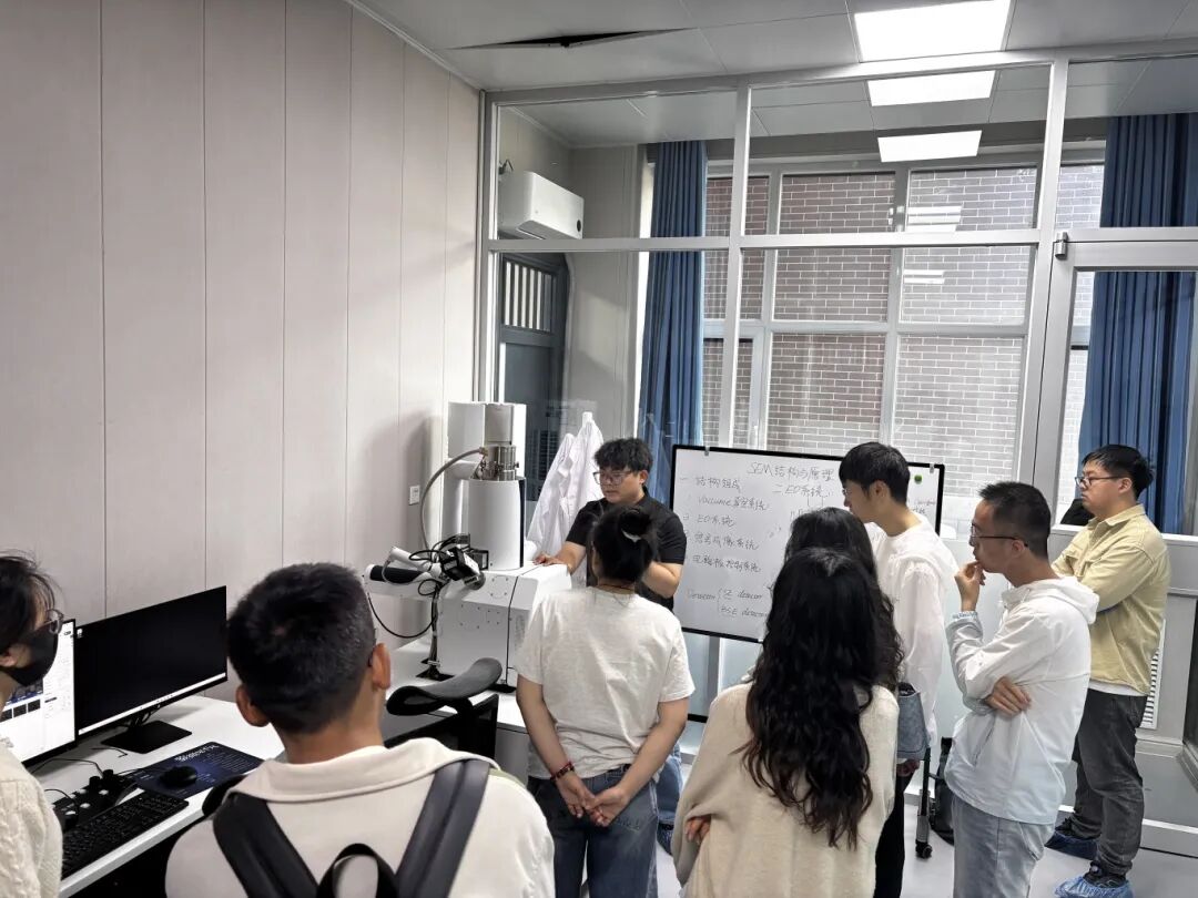 走進(jìn)大西北！【鏡心鏡意】用戶(hù)關(guān)懷周活動(dòng)在新疆大學(xué)、蘭州交通大學(xué)成功舉辦