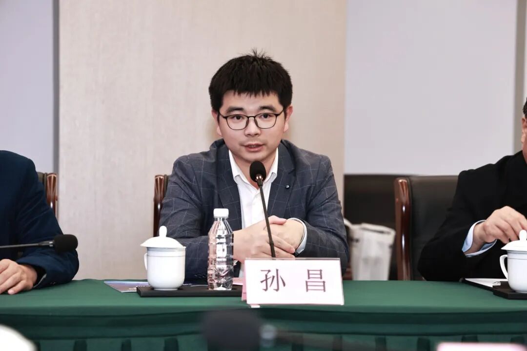 豫皖能源材料前沿技術(shù)研討會(huì )成功舉行