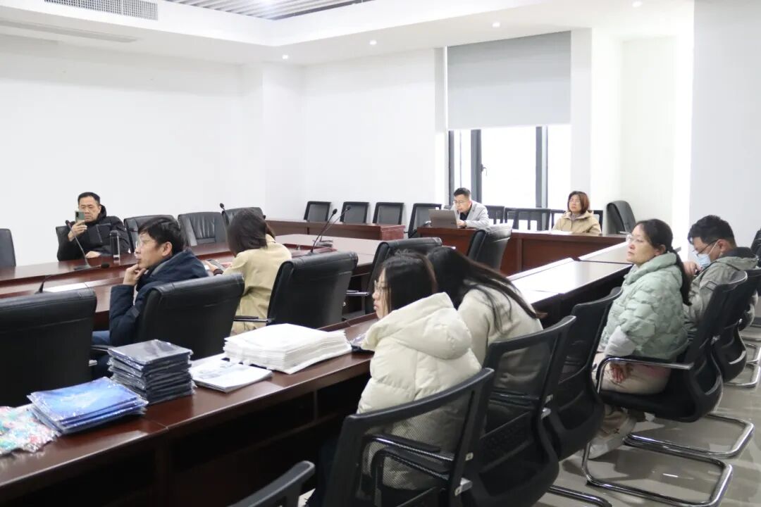 系統全面 理實(shí)交融！國儀量子EPR交流會(huì )福州大學(xué)站成功舉行