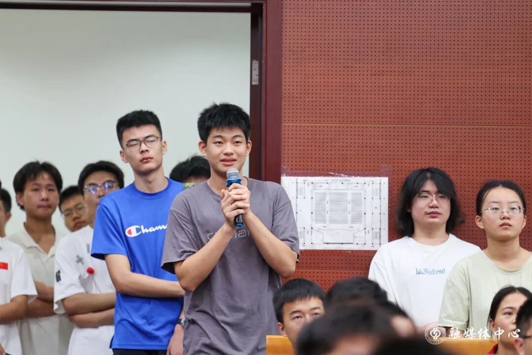 法国小伙马库斯在京分享会座无虚席