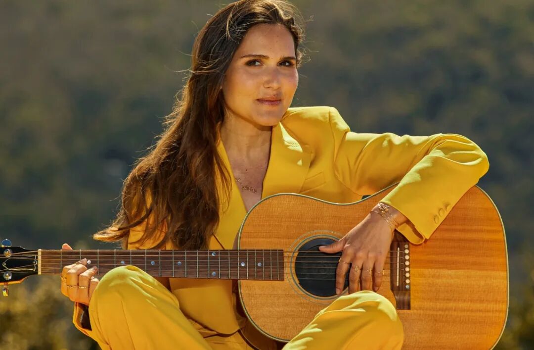 疫情声援中国,这个最爱中国的法国乐坛天后,也来《浪姐》了?