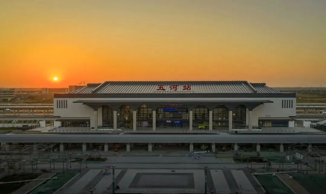 蚌埠这座高铁站今天投入使用！