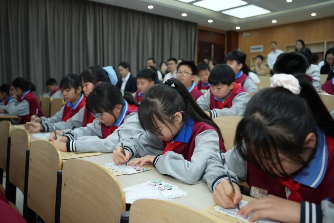 纪4.jpg