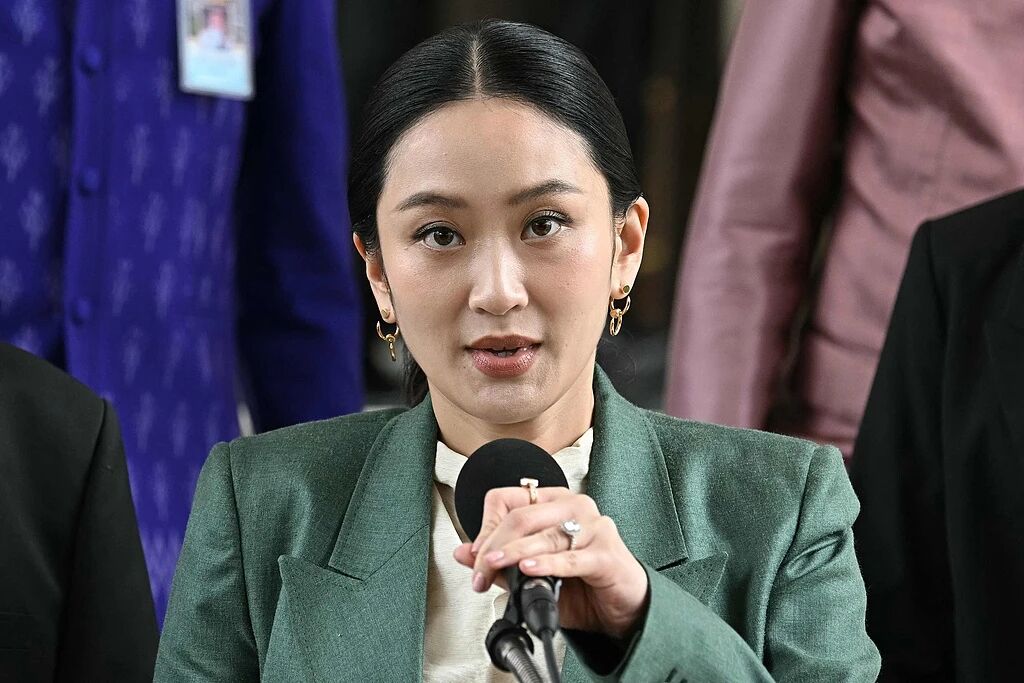 佩通坦向国民致歉,佩通坦道歉