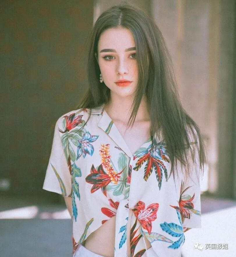 【美女】俄罗斯模特颜好身材辣火遍全网！网友：她是仙女吗？（组图） - 25