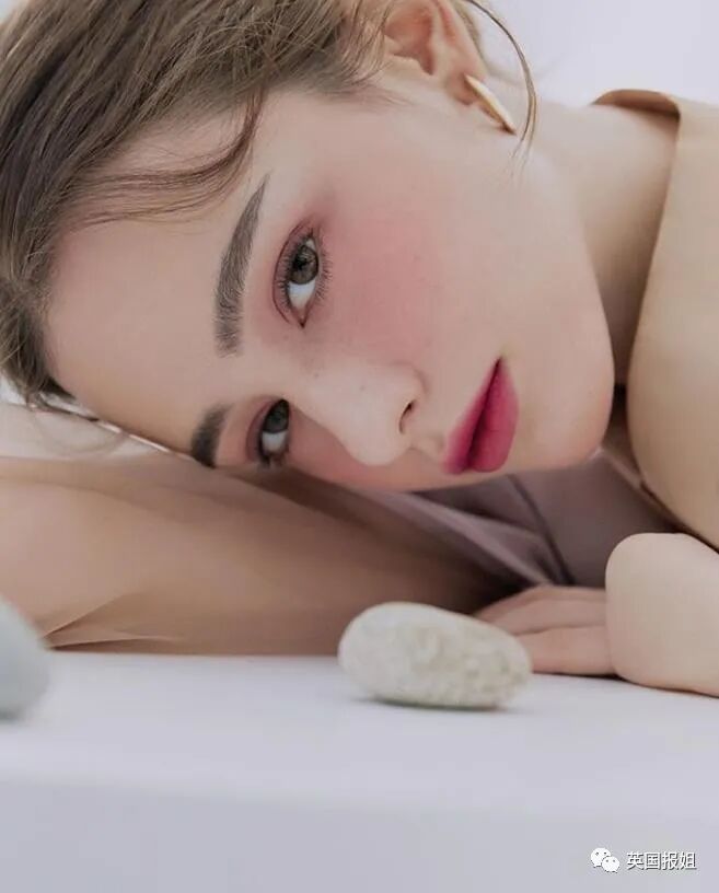 【美女】俄罗斯模特颜好身材辣火遍全网！网友：她是仙女吗？（组图） - 69
