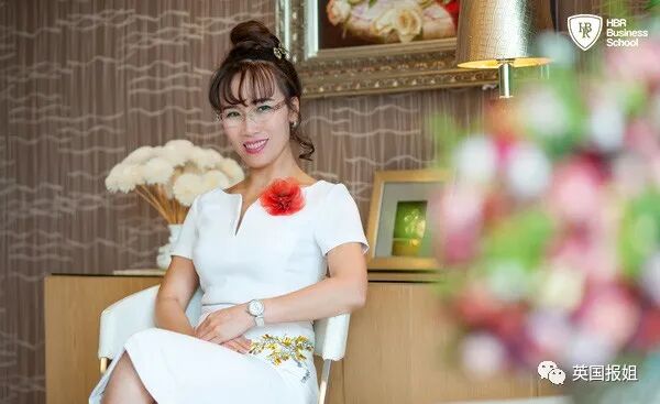 【女性】越南第一女首富！21岁下海震撼战斗民族，博士学位开挂挣钱（组图） - 3