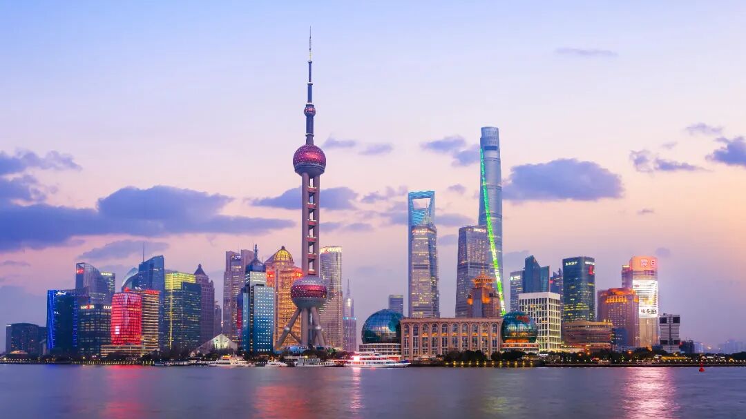 edward-he-uKyzXEc2k_s-unsplash (1).jpg