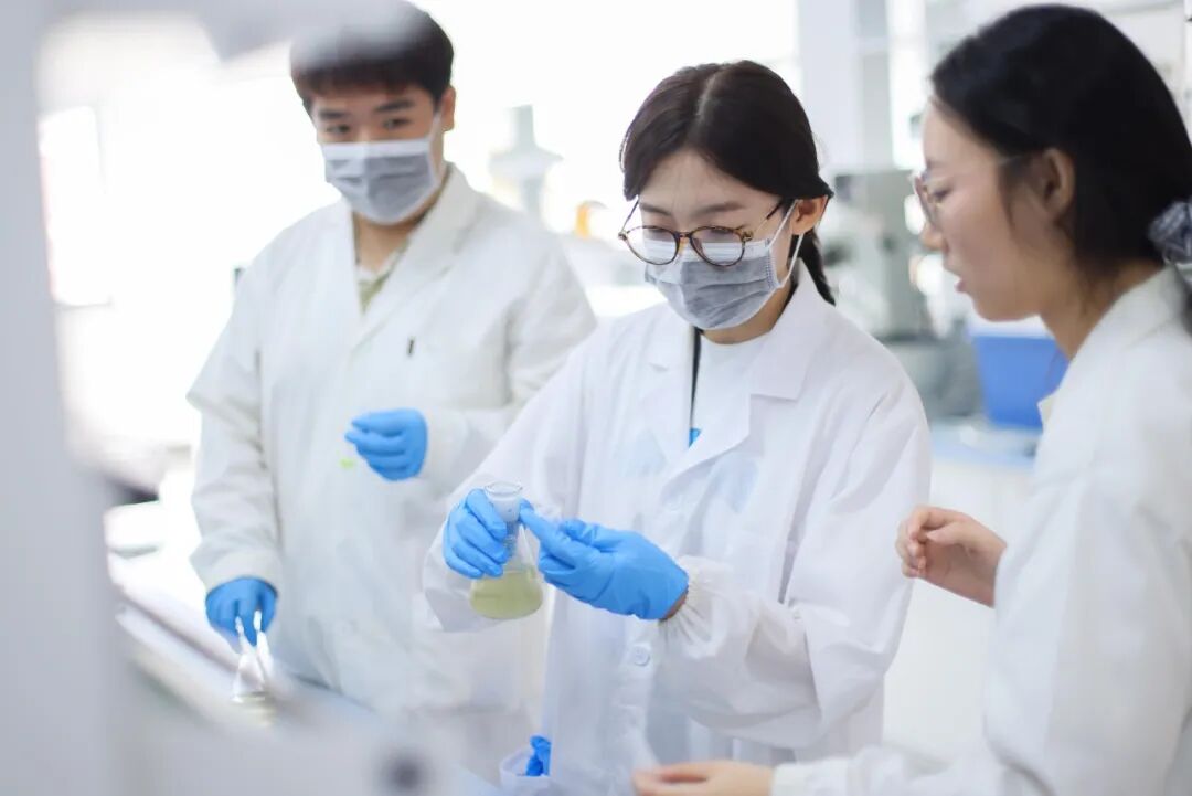 fa6100怎么使用5年立项经费超6100万元！学校生物医药平台技术委员会共商发展大计_https://www.jmylbn.com_新闻资讯_第6张