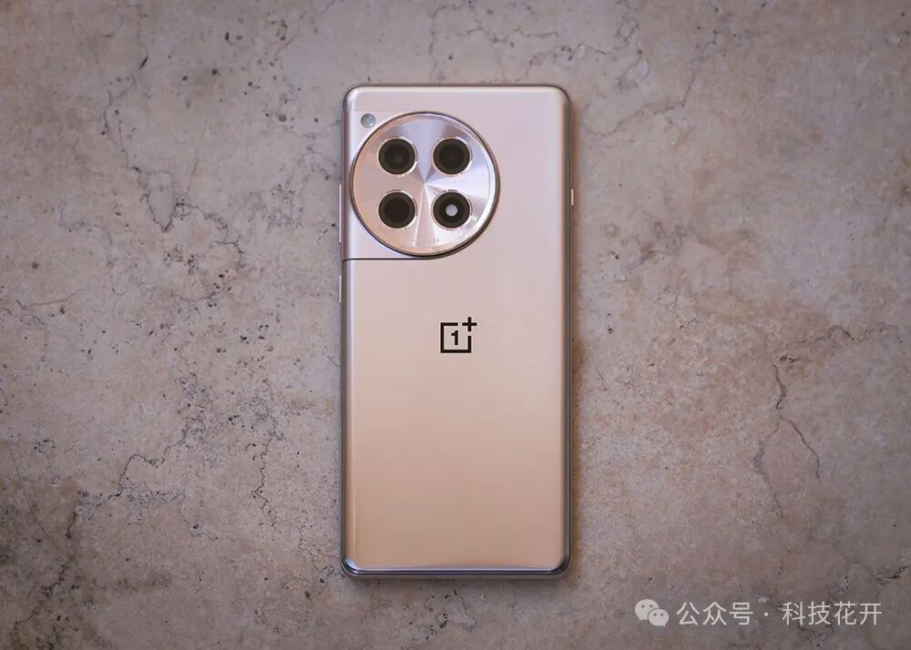 三千元内可以“闭眼买”的3款手机，几乎零差评，都是真香机