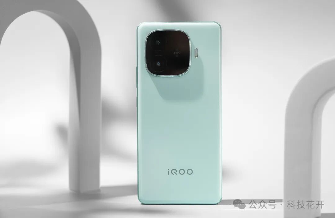 预算2000元左右买手机，强烈建议这3款，价格实惠，用5年不卡