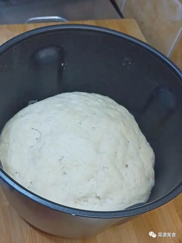 月亮馍的做法，教你在家做出面饼暄软的月亮馍