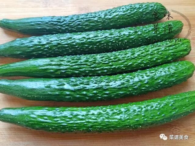 腌黄瓜怎么腌才好吃，用这个方法，俩小时就能吃，脆爽可口