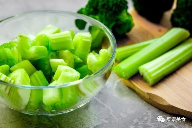 需要焯水的食材有哪些，这4类食材不可偷懒！