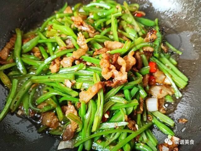 扁豆炒肉的做法，超好吃的家常菜，一学就会，下饭神奇