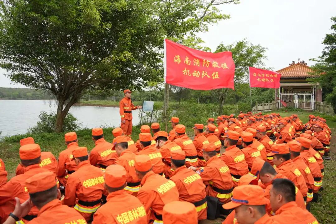 福建省森林消防总队圆满完成2024年野外驻训暨一季度首长机关训练