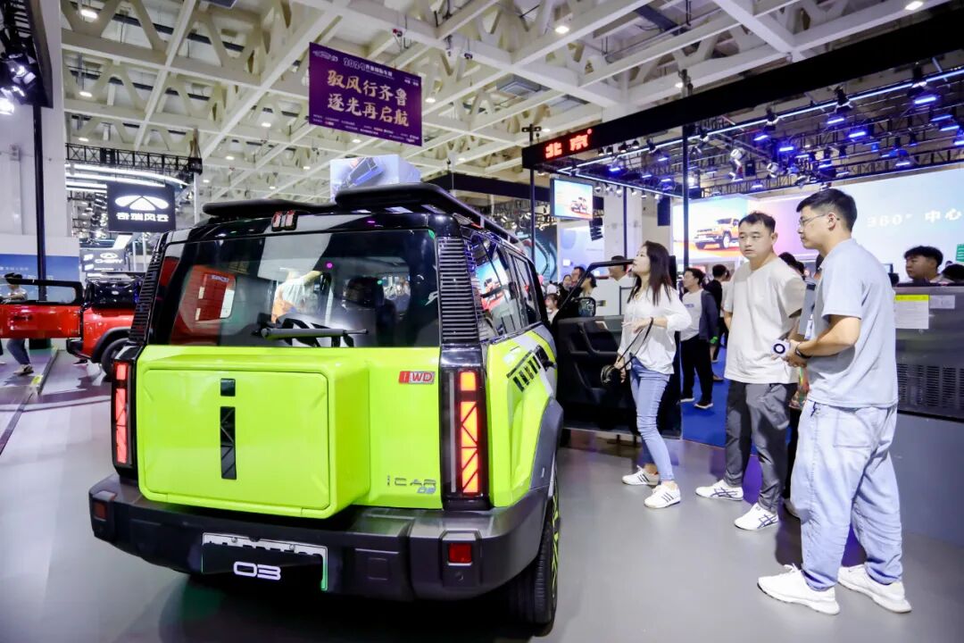 2026年买新能源车要交多少购置税