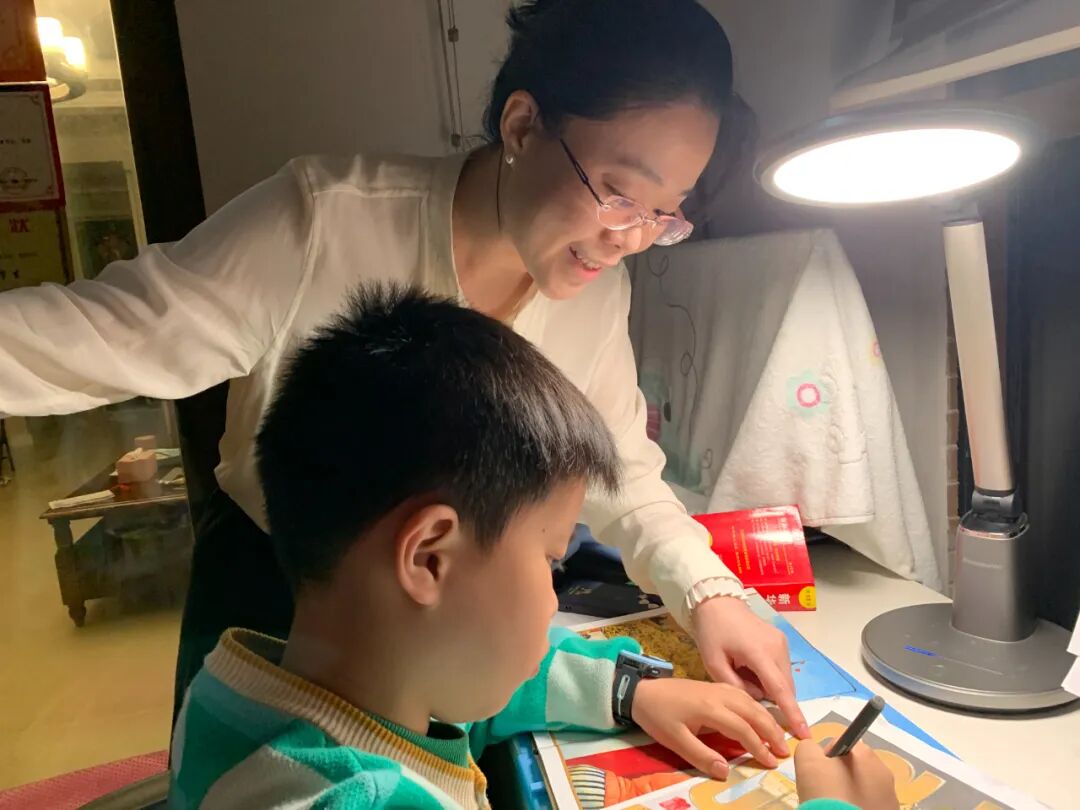 共沐书香陪伴成长丨爸爸妈妈有话说