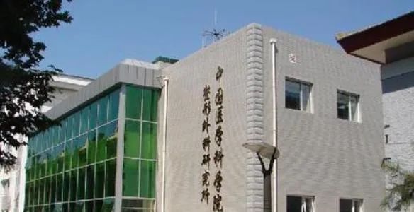 八大处整形隆鼻多少钱_北京八大处隆鼻失败案例_隆鼻8折