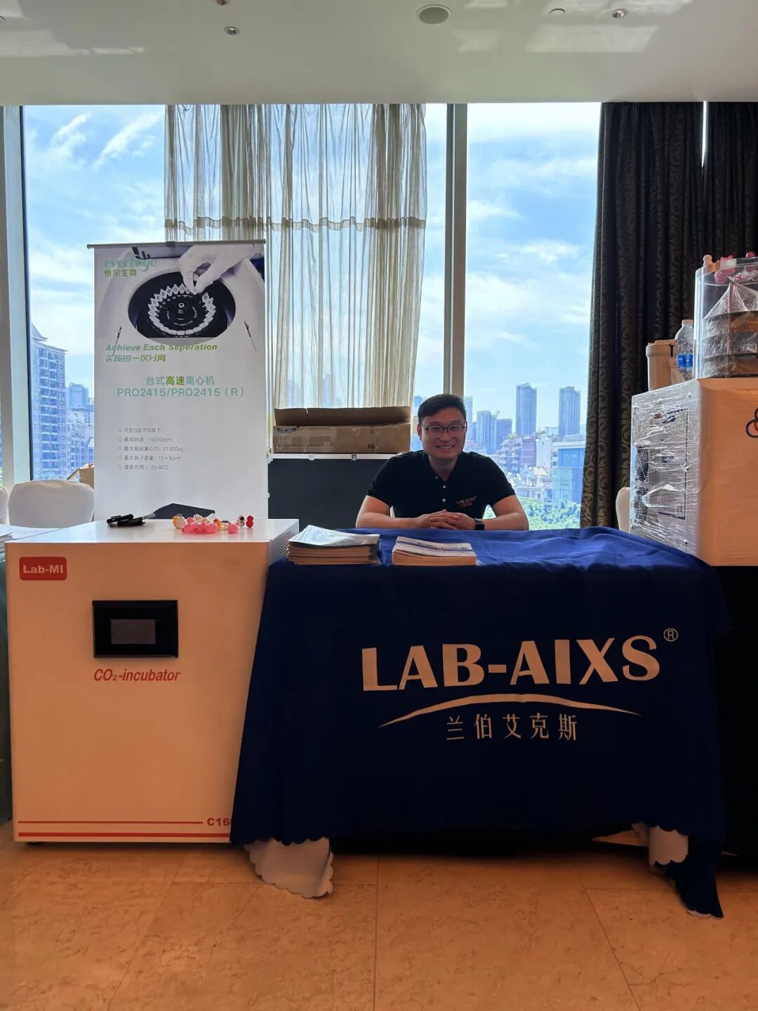 蘭伯艾克斯丨指尖上的儀器“福州