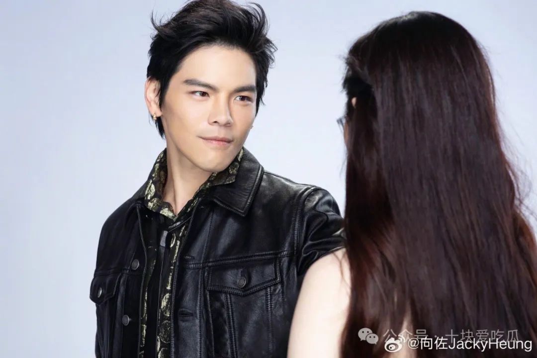 向佐走红毯会上瘾