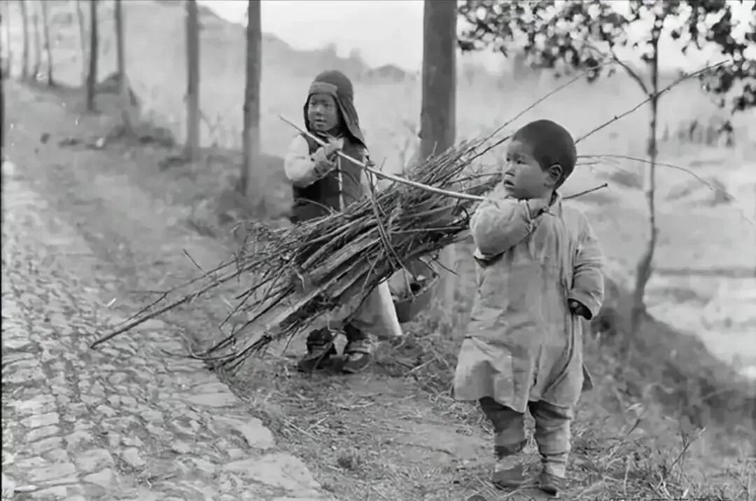 31张万恶旧社会老照片带你看看当时底层老百姓真实写照