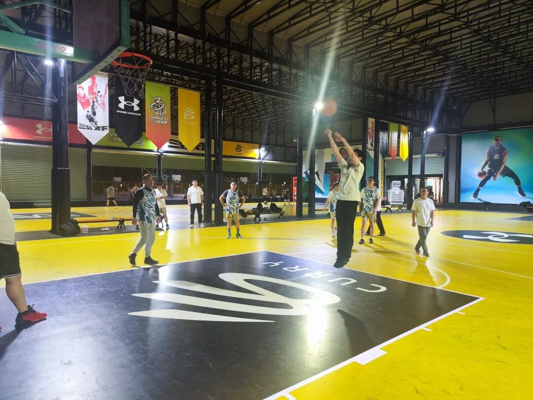 新期篮球比赛2.jpg
