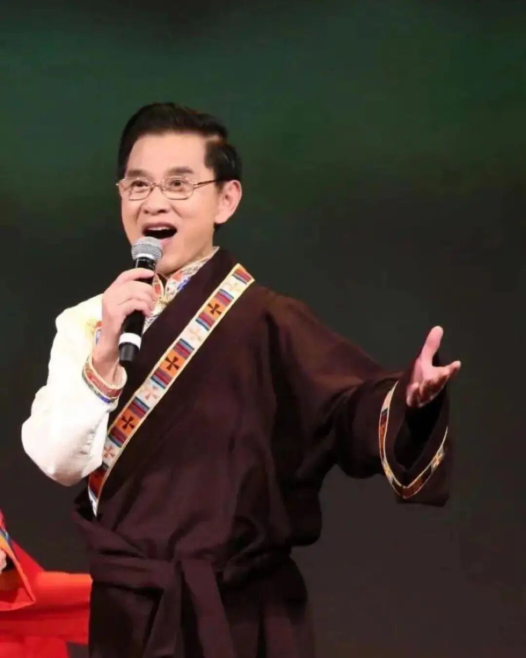澳大利亚歌坛的“东方之子”，西澳华人之光，他用歌声唱响中华文化（组图） - 8