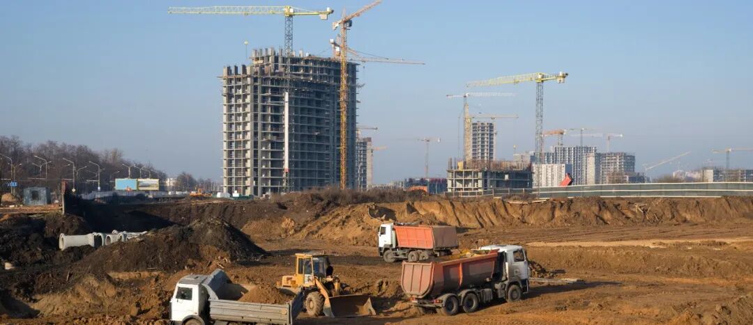 算力突围之战：AI芯片封堵再加剧 国内算力需求寻路