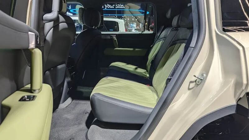 东风猛士M817亮相成都车展 全栈搭载华为乾崑智能汽车解决方案