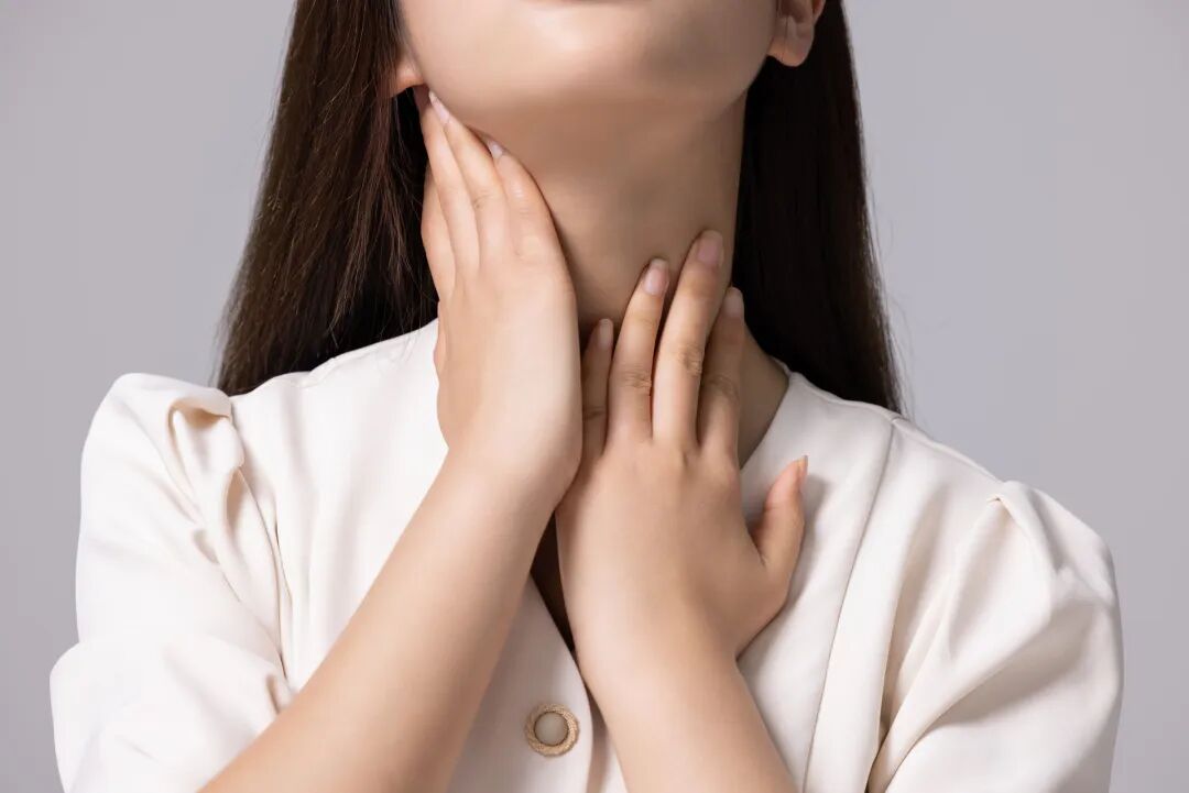 婚庆主持连赶9场婚礼忙到嗓子哑