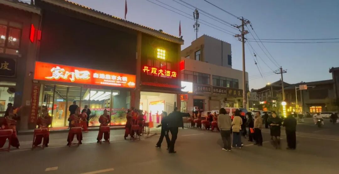 赓续西路军红色血脉 厚植新时代拥军情怀——喜迎红西路军后代，丹霞大酒店举办欢迎晚会（图6）