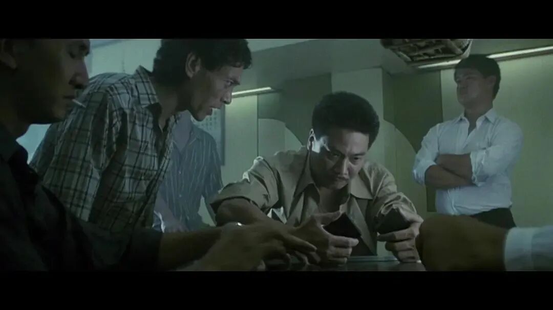 青春啓蒙港片《跛豪》，導演很敢拍，不在乎上限