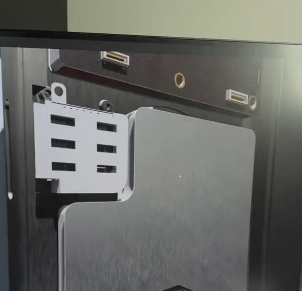 iPhone 17 Pro Max内部结构曝光：主板改为横向设计