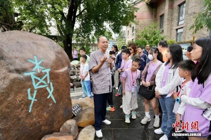 棋逢对手下两盘是什么意思_棋盘相伴时间快全诗_