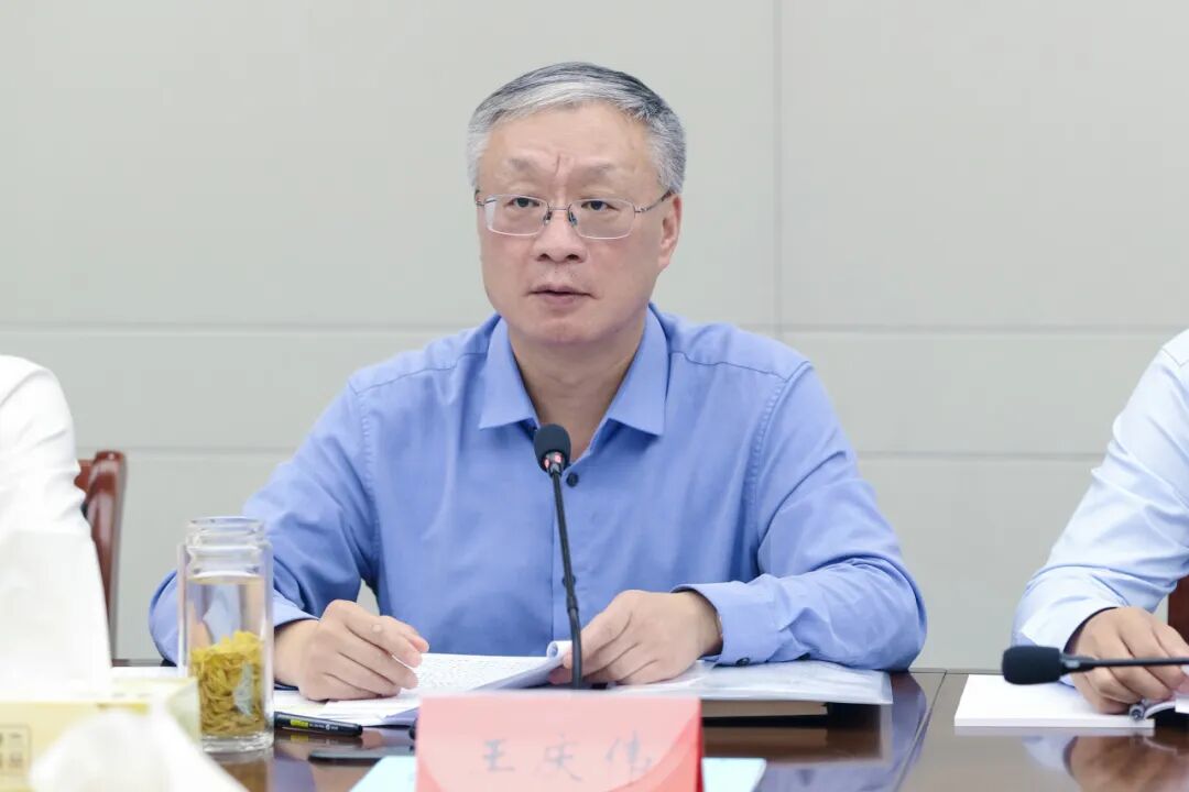 邗江发布王庆伟主持召开区政府第16次常务会议全力以赴冲刺四季度确保