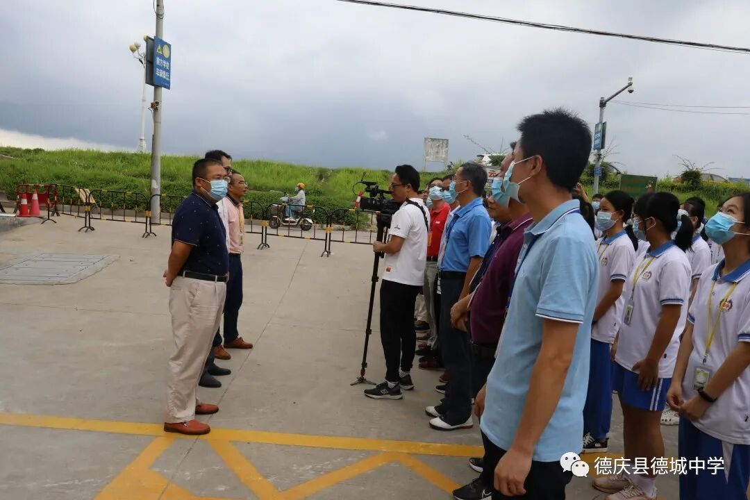 德庆中学来了!以前叫德城二中,德城中学.