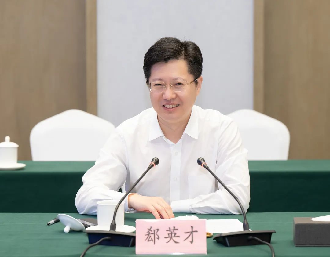 深圳港集团有限公司副总裁,深圳市盐田港股份有限公司董事长乔宏伟