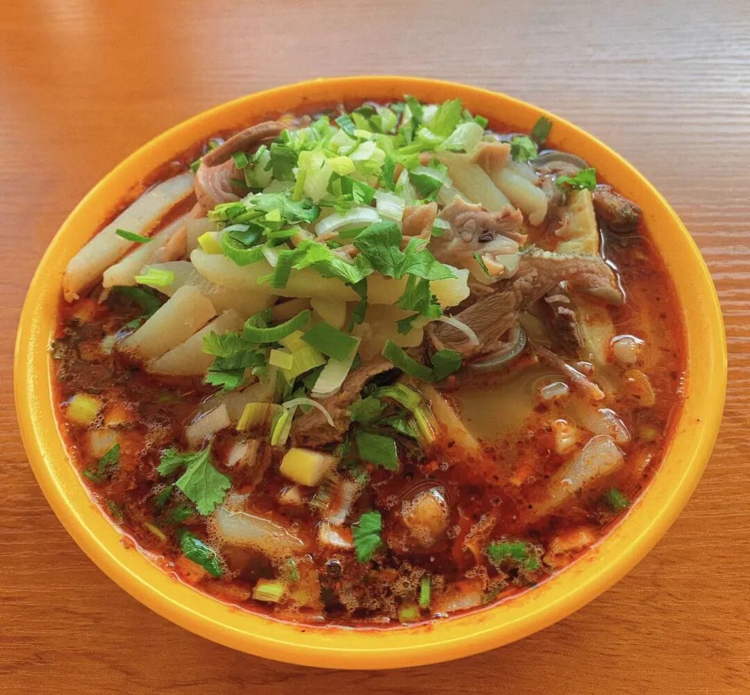 西北最低调的小城，藏着一个不输广州的早茶江湖！